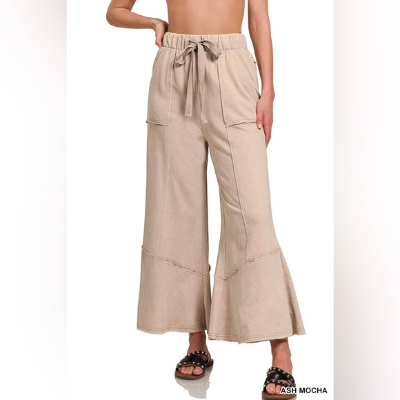 Zenana Outfitters Pants - New Zenana Ash Mocha EXPOSED-SEAM FLARE HEM PANTS WITH POCKETS